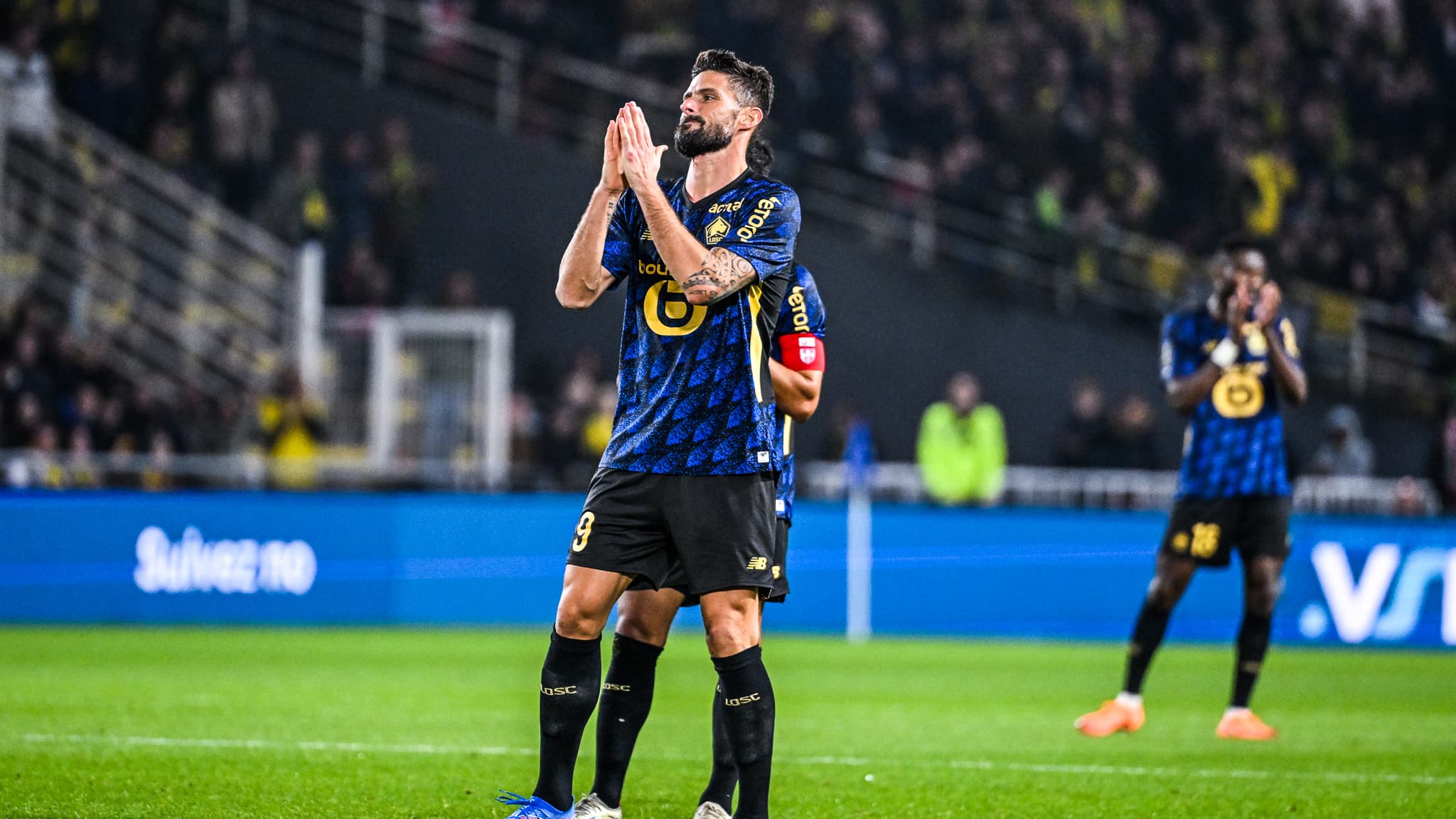 PLUS DE 9 ANS APRÈS LES SIFFLETS AVEC LES BLEUS À LA BEAUJOIRE, GIROUD A APPRÉCIÉ L'OVATION DES SUPPORTERS NANTAIS