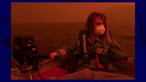 Finn aux commandes de son bateau 