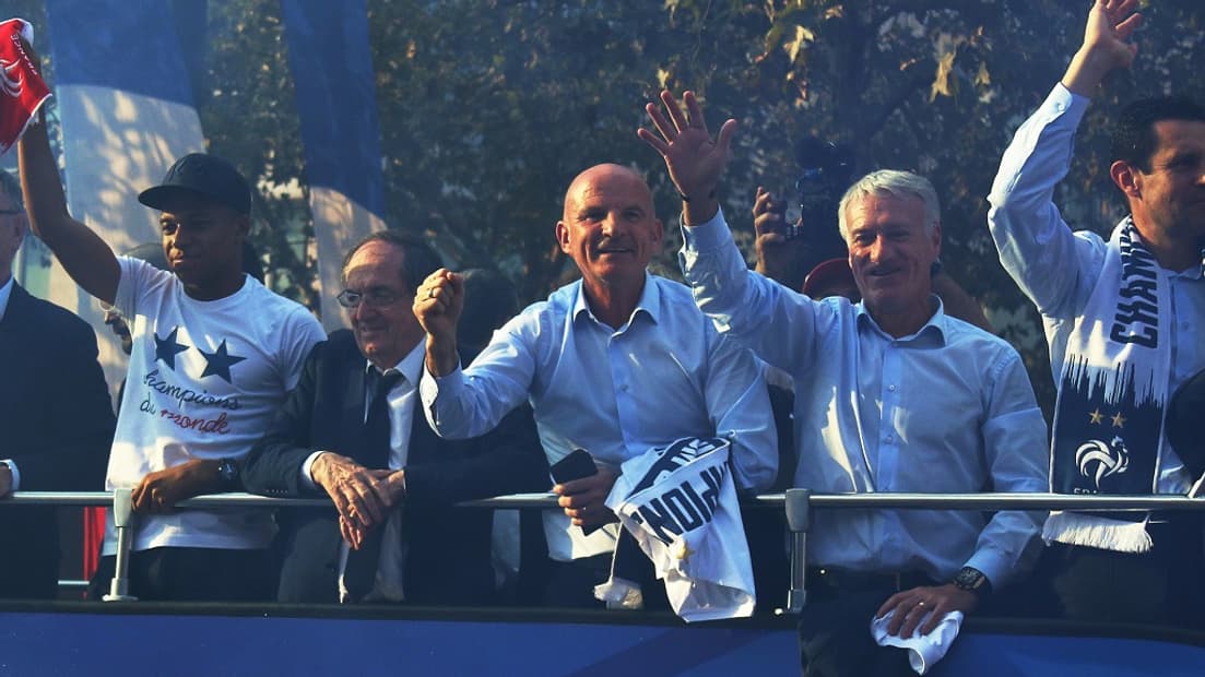Didier Deschamps sur les Champs-Elysées après la Coupe du monde 2018 Didier Deschamps sur les Champs-Elysées après la Coupe du monde 2018