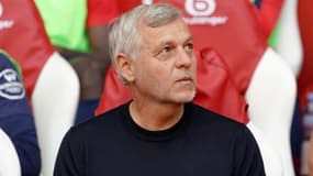 Bruno Genesio sur le banc lors de Lille-Strasbourg, le 21 septembre 2024.