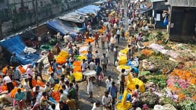 Le marché aux fleurs à Calcutta, en Inde