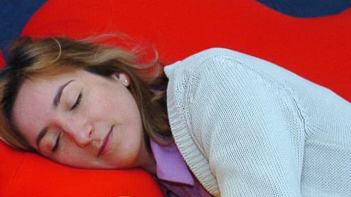 Le manque de sommeil jouerait des tours à notre mémoire (image d'illustration).