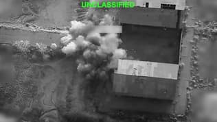 Image diffusée par l'armée américaine montrant une frappe sur une cible en Iran, le 15 juillet 2026