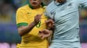 Thiago Silva à la lutte avec Dimitri Payet