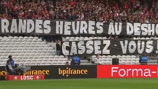 Les banderoles des supporters de Lille le 24 avril 2022 Les banderoles des supporters de Lille le 24 avril 2022