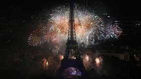 Un feu d'artifice a été tiré à la Tour Eiffel pour les besoins d'un tournage (illustration).