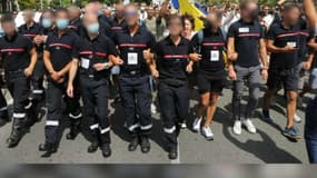 Des pompiers ont défilé à Nice samedi lors de la manifestation contre le pass sanitaire.