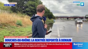 Une voiture coincée par les eaux sur l'A7 près de Marseille