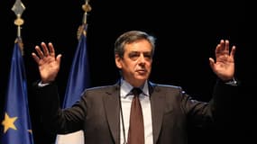 François Fillon veut "décoiffer" avec son programme économique pour 2017.