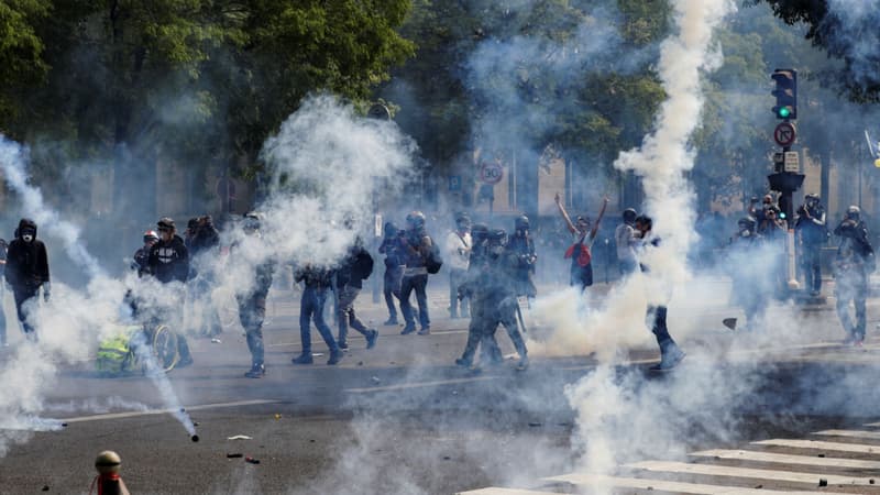 Heurts entre manifestants et forces de l'ordre lors de la manifestation du 1er mai 2019 à Paris