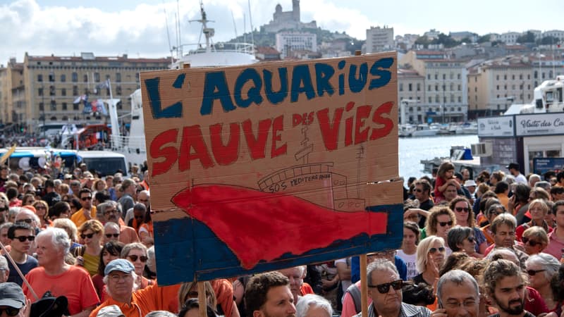 Entre 40.000 et 50.000 manifestants se sont réunis dans toute la France, selon SOS Méditerranée. 