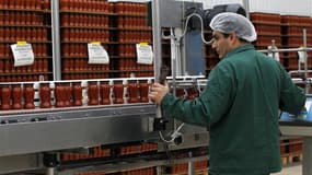 Les salariés seraient payés toute l'année, même quand aucune entreprise n'a besoin d'eux, mais ne pourraient pas accepter d'autres missions.