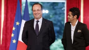 François Hollande et Jamel Debbouze lors de la remise du prix de l'audace artistique et culturelle en juin 2013