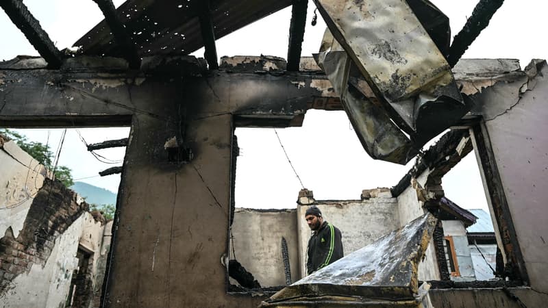 Tensions au Cachemire: l'Inde et le Pakistan s'accusent d'attaques de drones après une journée meurtrière