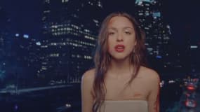 Olivia Rodrigo dans le clip de "Vampire"