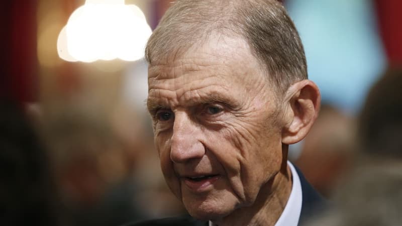 Étienne Mougeotte a précédemment dirigé Le Figaro et TF1