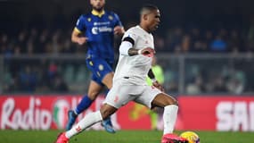 Douglas Costa contre Vérone