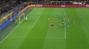 Ter Stegen sort le penalty de Reus