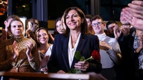 La maire de Paris et candidate du Parti socialiste à la présidentielle de 2022 Anne Hidalgo, à Paris le 14 octobre 2021