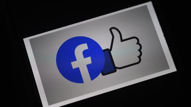 Facebook reste le premier réseau social au monde, avec 2,6 milliards d'utilisateurs actifs par mois.