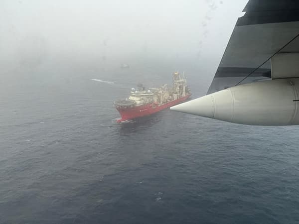 Photo de l'opération de recherche du Titan partagée par les garde-côtes américains. 