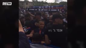 D. Alves au PSG : L'effervescence autour du Parc des Princes