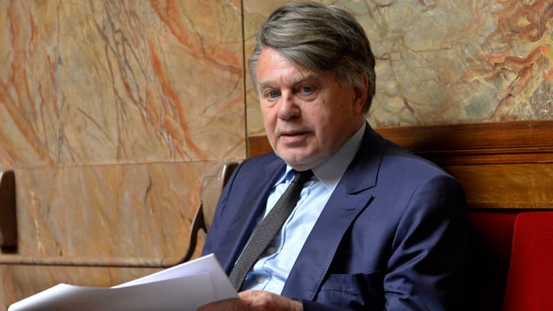 Gilbert Collard sur les bancs de l'Assemblée 