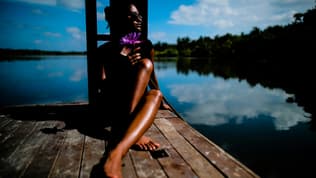 Crème hydratante effet soleil : 3 pépites pour entretenir ou préparer votre bronzage