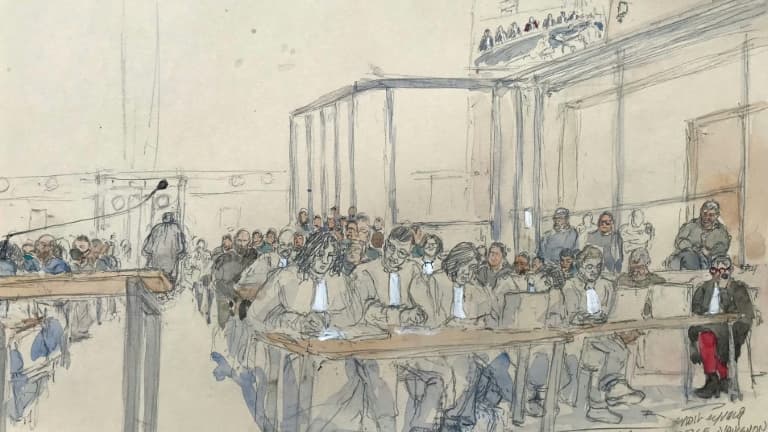Croquis du palais de justice d'Avignon, le 27 novembre 2024, lors du procès de Dominique Pelicot, accusé d'avoir drogué sa femme Gisèle Pelicot pendant près de dix ans et d'avoir invité des inconnus à la violer à leur domicile de Mazan