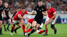 Sonny Bill Williams sous le maillot des Blacks au Japon