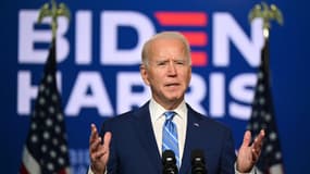 Le candidat démocrate à la présidentielle Joe Biden fait une déclaration à Wilmington, le 4 novembre 2020 dans le Delaware