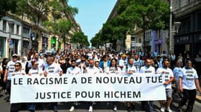 Une marche blanche en hommage au Tunisien Hichem Miraoui, le 8 juin 2025 à Marseille