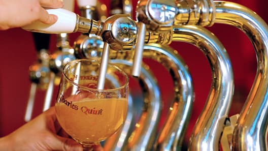 Les "soirées cartable" sont presque devenues une tradition.