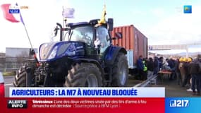 Colère des agriculteurs: la M7 à nouveau bloquée