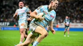 Sam James a bien récupéré de son impressionnant KO