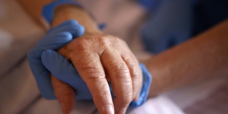La loi sur la fin de vie rejetée par le Sénat de retour à l'Assemblée nationale. 
