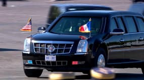 Donald Trump et sa femme arrivent sur les Champs, accueillis par Brigitte Macron