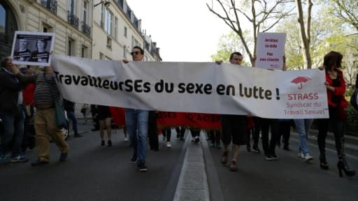 Manifestation contre la pénalisation des clients des prostituées, le 8 avril 2017 à Paris