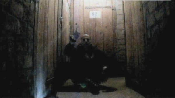 Chérif Kouachi, posant dans une cave, dans un cliché non daté. Chérif Kouachi, posant dans une cave, dans un cliché non daté.