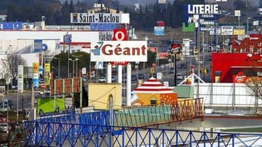 Le gouvernement pourrait aménager le cadre juridique sur le travail du dimanche.