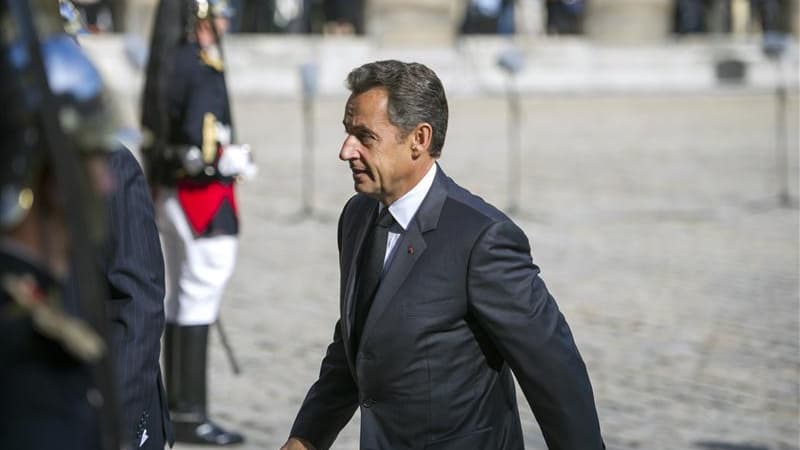 Nicolas Sarkozy a donné son accord écrit en 1994, comme ministre du Budget, au versement de commissions en marge d'un contrat d'armement qui est au centre d'une affaire de corruption politique présumée, selon la déposition d'un haut fonctionnaire publiée