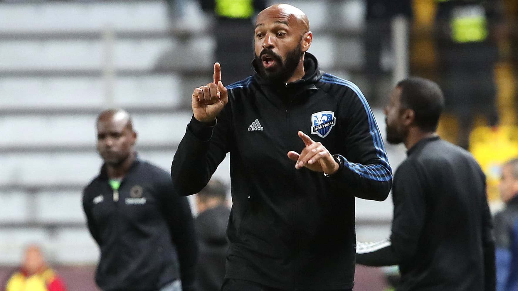 Thierry Henry agité sur son banc, une image qui l'accompagne de Monaco à Montréal