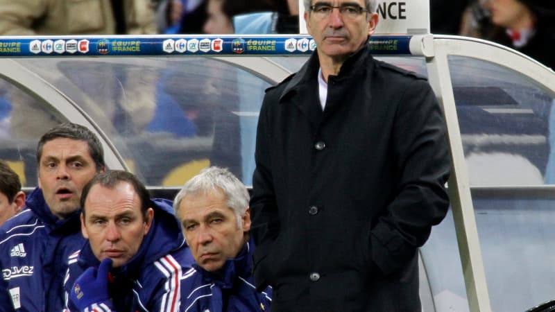 Raymond Domenech a rangé son costume de l'équipe de France pour endosser celui de dirigeant amateur.
