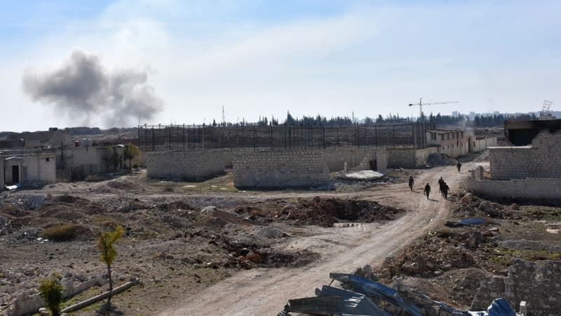 Des forces pro-gouvernementales dans l'est d'Alep, en Syrie, le 23 novembre