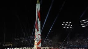 L'obélisque illuminée pendant la cérémonie d'ouverture des Jeux paralympiques de Paris 2024
