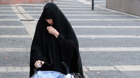 Souad Merah, la soeur de Mohamed Merah, le 19 décembre 2012 à Toulouse.