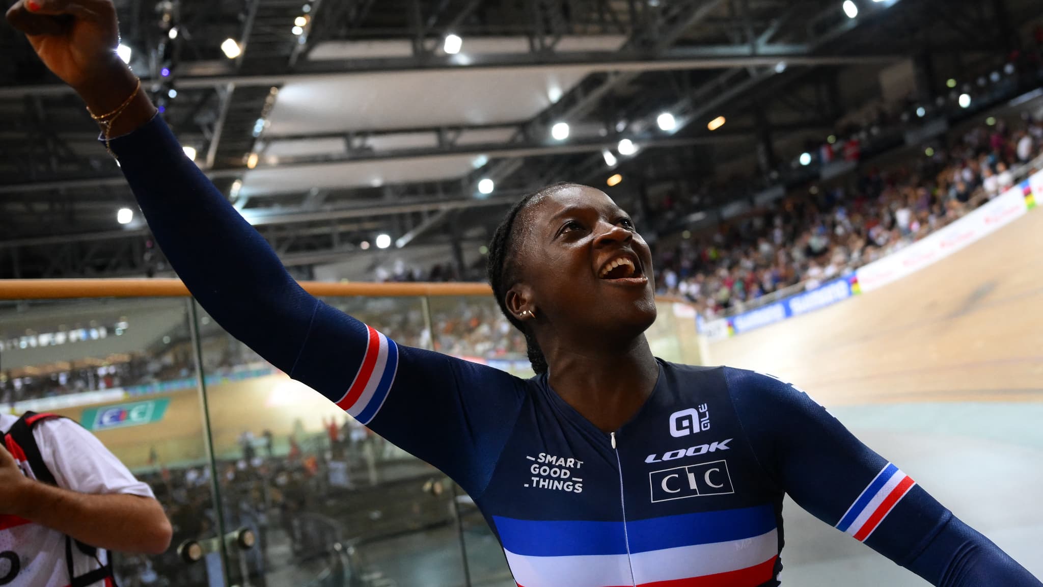 Mondiaux Sur Piste Marie Divine Kouam Offre La France Un Deuxi me mondiaux-sur-piste-marie-divine-kouam-offre-la-france-un-deuxi-me