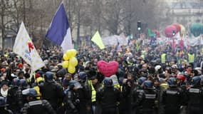 Manifestation contre la réforme des retraites à Paris, le samedi 4 janvier 2020.