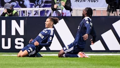 Ilan Kebbal célèbre son but avec le Paris FC, 3 octobre 2025
