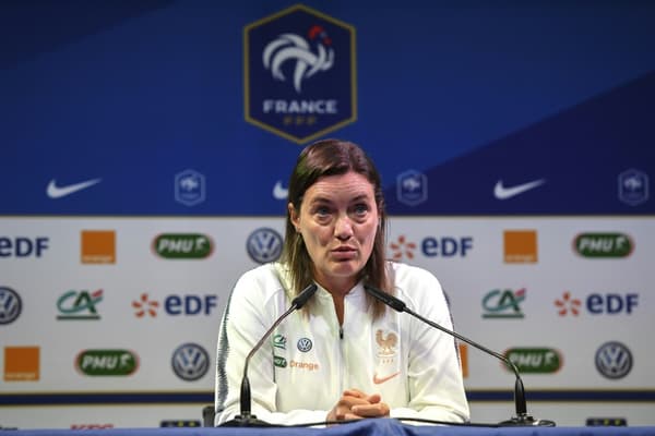 La sélectionneuse de l'équipe de France dames, Corinne Diacre, en conférence de presse à Clairefontaine, le 26 août 2019 